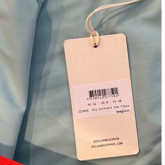 NWT Zulu & Zephyr Seaglass Rib Contrast One-Piece Size US/8 - Picture 7 of 9